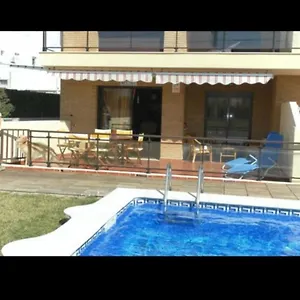  Apartamento Con Terraza Y Acceso Directo A La Piscina Y A 50 M De La Playa
